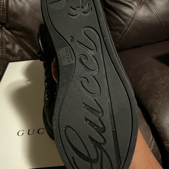 Gucci mens high top sneakers (Authentic) - Picture 3 of 8